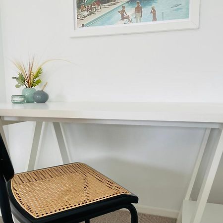 Deluxe Downtown Mount Maunganui Villa Exterior photo